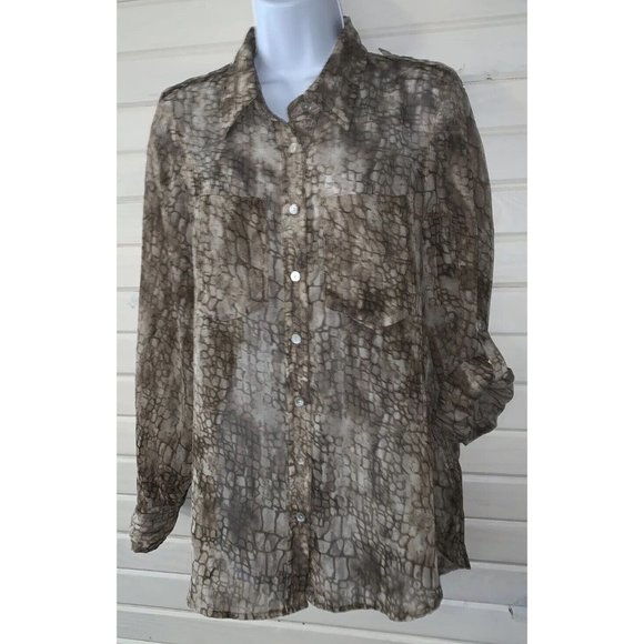Chicos Sz 1 (MEDIUM) Reptile Croc Print Roll Tab Sleeve Chiffon Blouse Tunic EUC - Picture 2 of 11